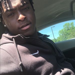 Meet your Posher, Damien